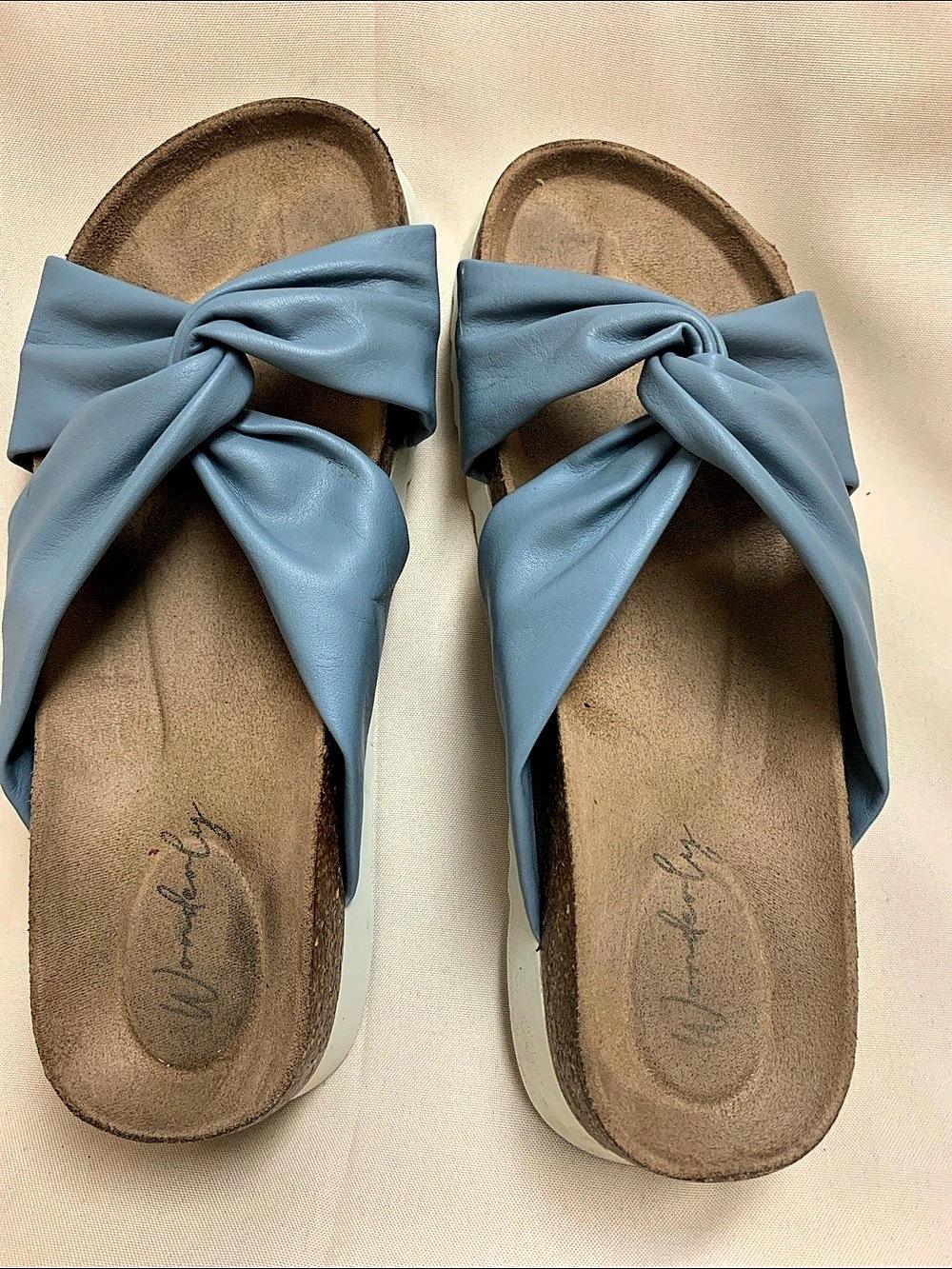 Wonderly Bow Slide Sandals in Blue & White Size 816
